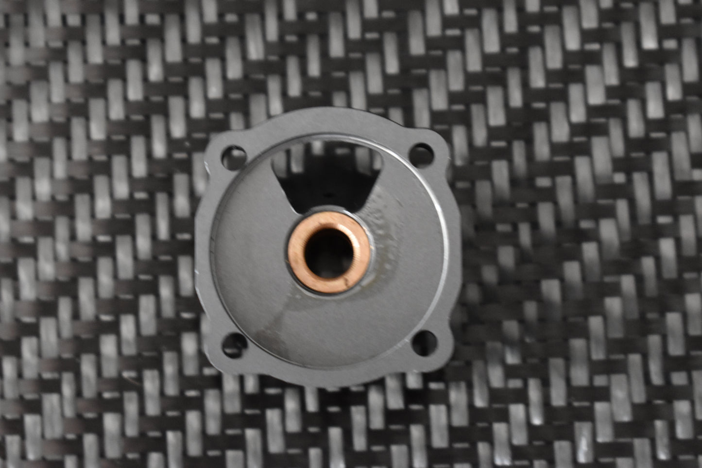 CMB 21 GPX DISC DRIVE HOUSING